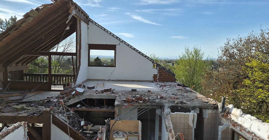 r1316_14